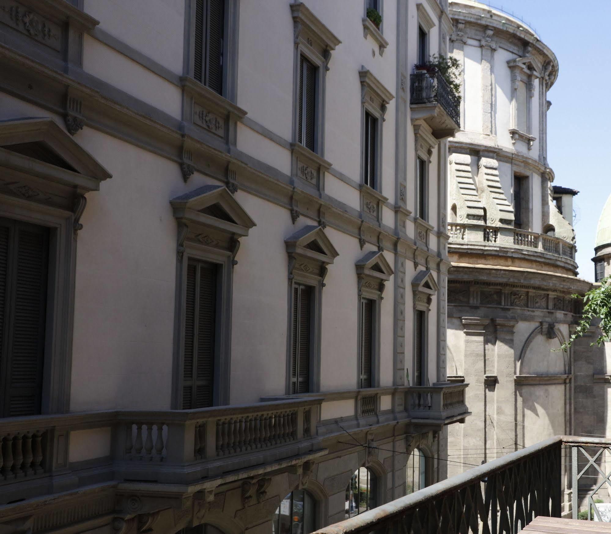 Casa Milano- Apartments And Rooms Buitenkant foto
